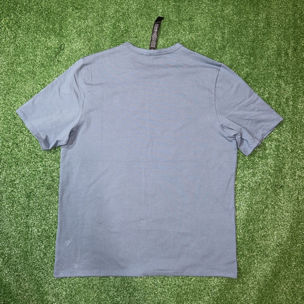 Lululemon Shirt Men's Med Blue Soft Jersey Tee Casual Gym Crewneck‎ Polyester - Picture 5 of 5